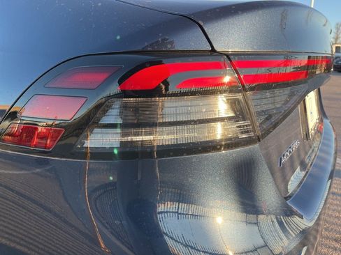 Used 2025 Honda Accord SE image 7