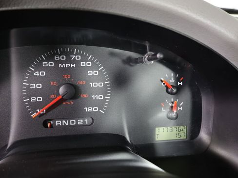 Used 2005 Ford F150 XL image 19