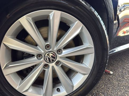 Used 2012 Volkswagen Passat TDI SE FWD image 26