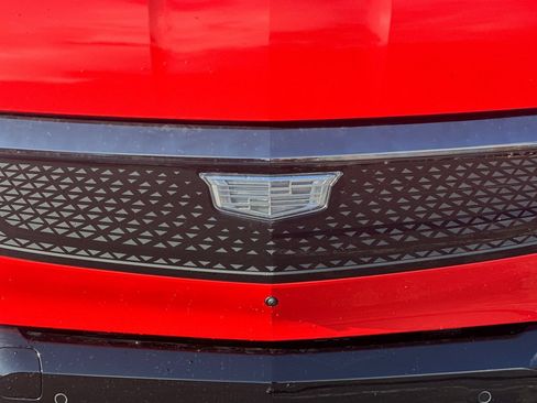 Certified 2025 Cadillac Optiq Sport 2 AWD/4WD image 45