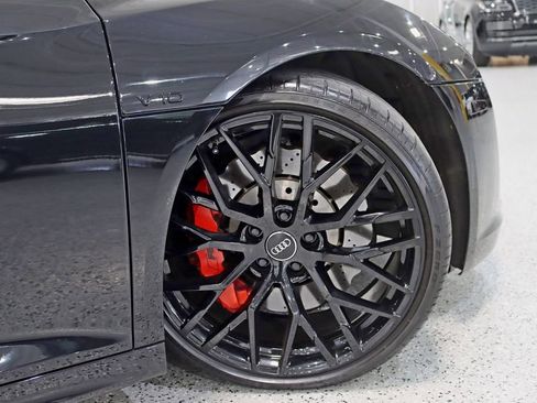 Used 2017 Audi R8 V10 AWD/4WD image 14