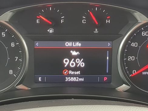 Used 2023 GMC Terrain AT4 image 21