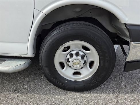 Used 2024 Chevrolet Express 2500 w/ Driver Convenience Package image 24