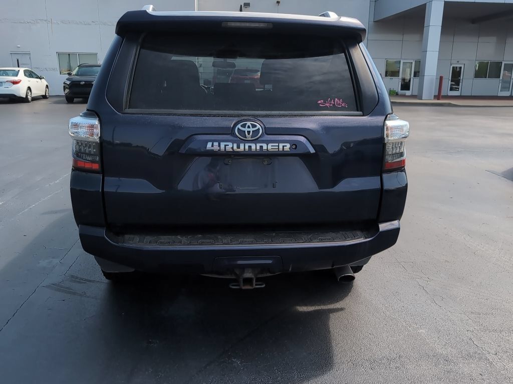 Used 2016 Toyota 4Runner SR5 Premium AWD/4WD image 5