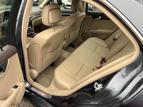 Used 2013 Mercedes-Benz C 300 4MATIC Sedan image 15