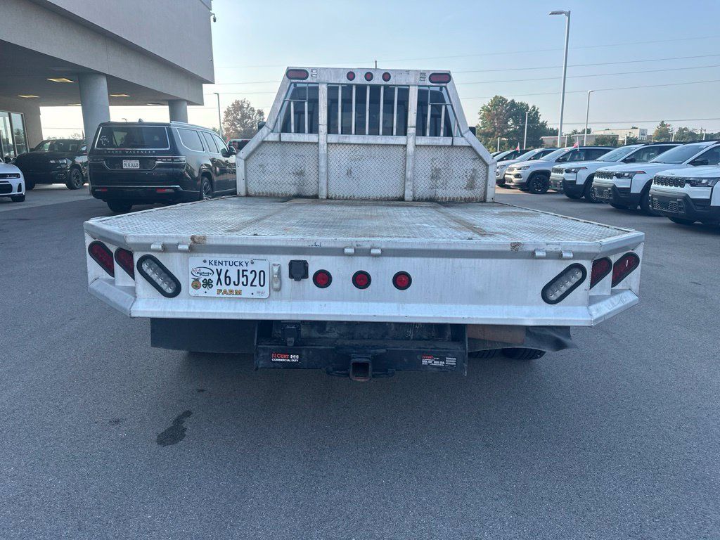 Used 2020 RAM 3500 Tradesman w/ Chrome Appearance Group AWD/4WD image 6