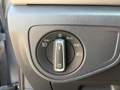 Used 2019 Volkswagen Atlas SEL AWD/4WD image 31