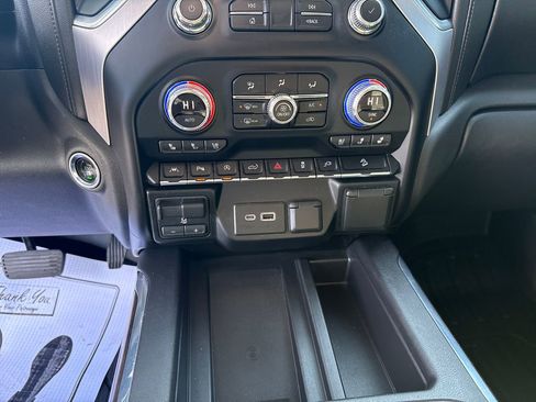 Used 2019 GMC Sierra 1500 SLT w/ SLT Premium Plus Package image 23