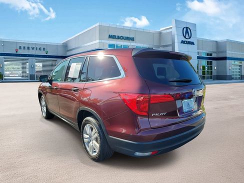 Used 2018 Honda Pilot LX image 4