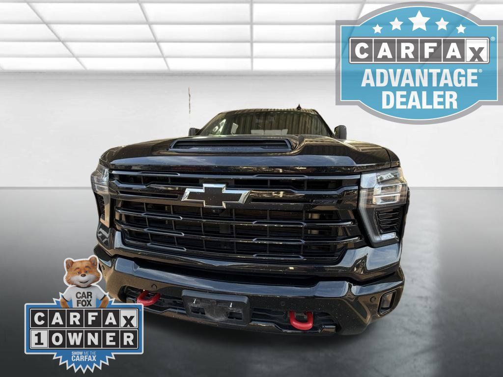 Used 2025 Chevrolet Silverado 2500 LT w/ Trail Boss Package AWD/4WD image 8