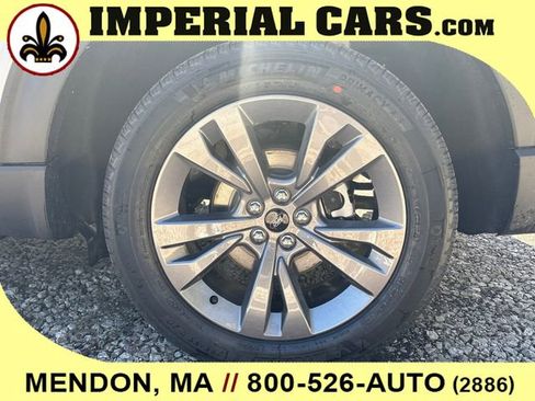 New 2026 Ford Explorer Active w/ Active Comfort Package image 8