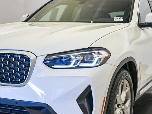 Certified 2023 BMW X4 xDrive30i w/ Convenience Package image 9