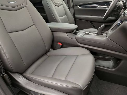 Used 2026 Cadillac XT5 Premium Luxury w/ Driver Assist Package AWD/4WD image 27