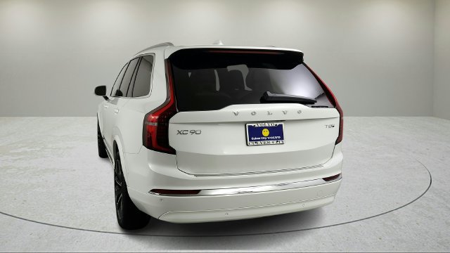 New 2026 Volvo XC90 T8 Plus w/ Protection Package AWD/4WD image 5