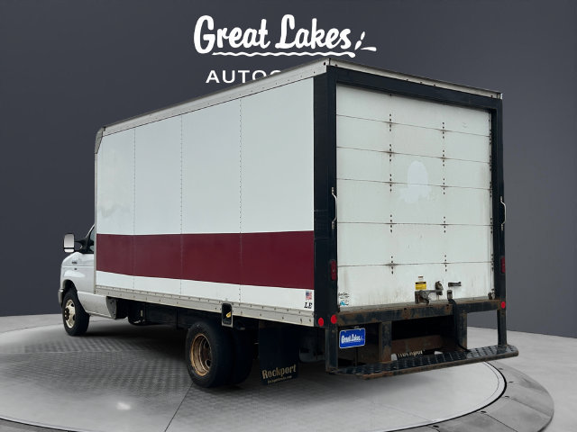 Used 2019 Ford E-350 and Econoline 350 Super Duty RWD image 3