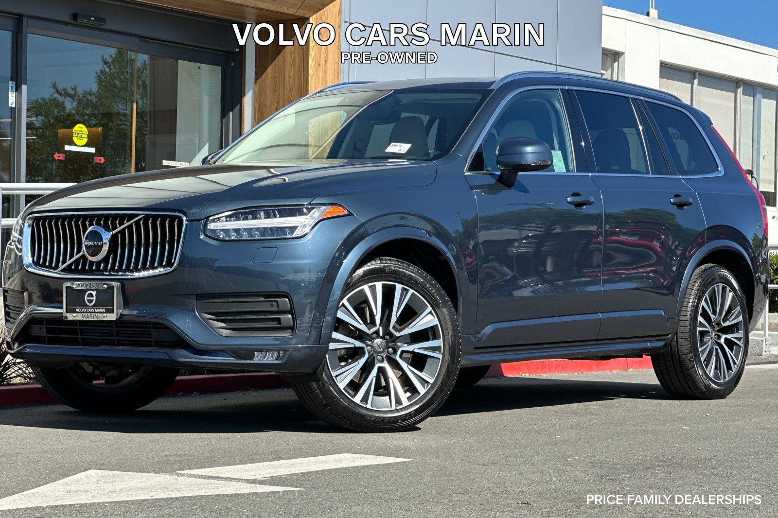 Used 2020 Volvo XC90 T5 Momentum w/ Protection Package Premier AWD/4WD image 1