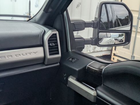 Used 2022 Ford F350 Lariat w/ Lariat Ultimate Package AWD/4WD image 19