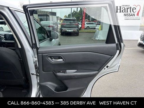Certified 2025 Nissan Rogue SV AWD/4WD image 22