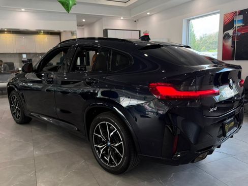 Used 2023 BMW X4 xDrive30i w/ M Sport Package AWD/4WD image 5