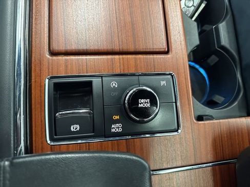 Used 2023 Lincoln Navigator Reserve AWD/4WD image 34
