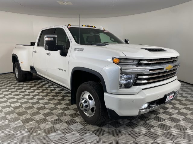 Used 2022 Chevrolet Silverado 3500 High Country w/ Safety Package II AWD/4WD image 18
