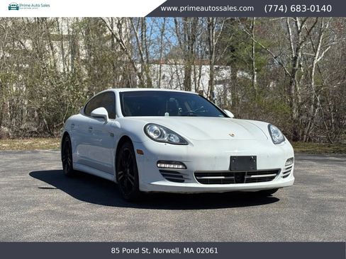 Used 2013 Porsche Panamera 4 Platinum Edition AWD/4WD image 1