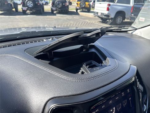Used 2019 Jeep Cherokee Limited AWD/4WD image 26