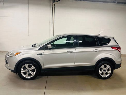 Used 2014 Ford Escape SE image 4