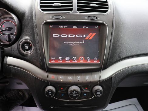 Used 2014 Dodge Journey Crossroad w/ Flexible Seating Group FWD image 31