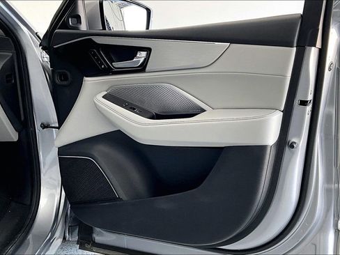 Used 2022 Acura MDX FWD w/ Technology Package image 22