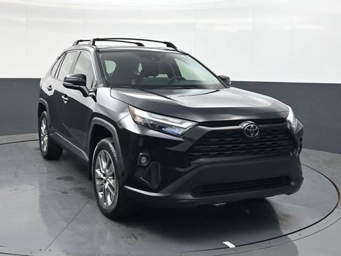 Used 2024 Toyota RAV4 XLE Premium image 2
