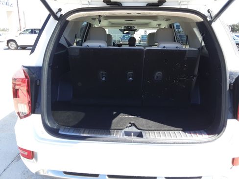Used 2022 Hyundai Palisade Calligraphy image 13