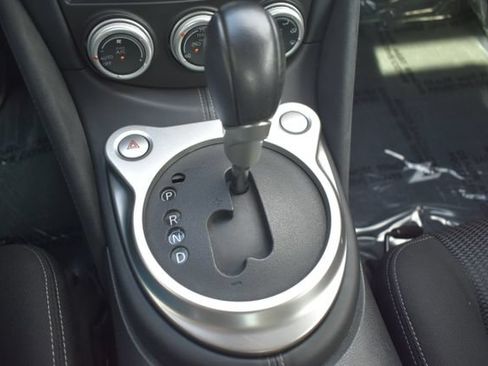 Used 2016 Nissan 370Z Roadster RWD image 28