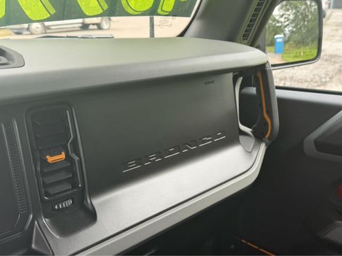 Used 2023 Ford Bronco Badlands AWD/4WD image 35