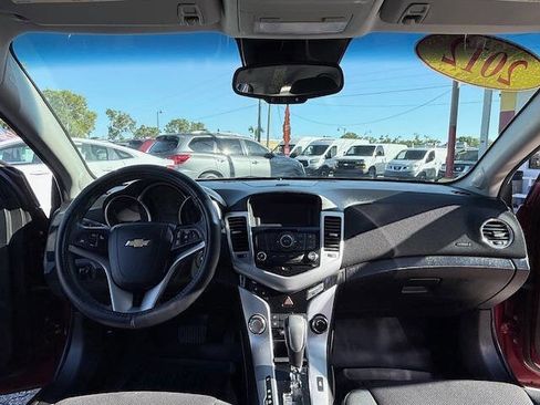 Used 2012 Chevrolet Cruze LT image 16