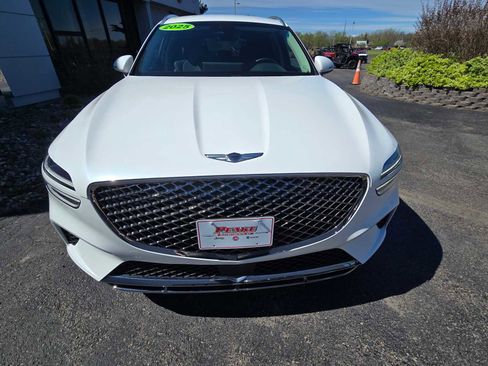 Used 2025 Genesis GV70 2.5T AWD/4WD image 9