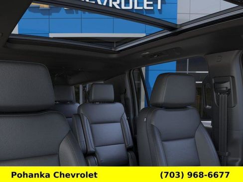 New 2026 Chevrolet Suburban Z71 AWD/4WD image 24
