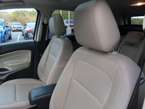 Used 2020 Ford EcoSport Titanium image 25