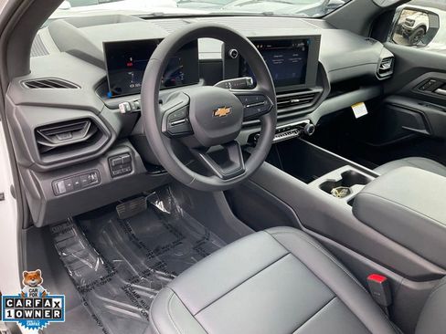 Used 2024 Chevrolet Silverado EV W/T AWD/4WD image 6