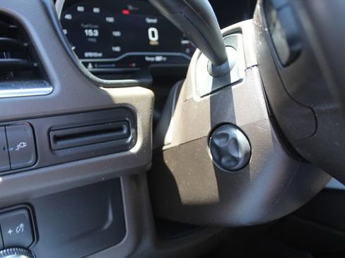 Used 2022 GMC Yukon SLT w/ SLT Premium Package AWD/4WD image 30