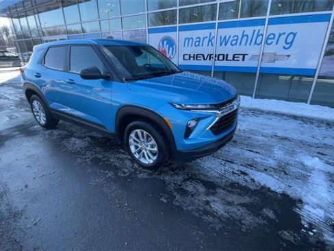 Certified 2026 Chevrolet TrailBlazer LS w/ LS Convenience Package image 2