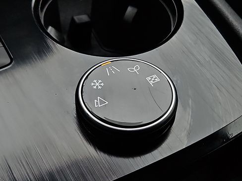 Certified 2023 Nissan Rogue SV image 23