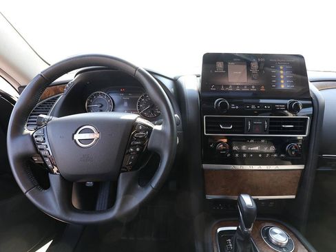 Used 2023 Nissan Armada SL w/ Captain's Chairs Package AWD/4WD image 14