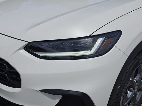 New 2026 Honda HR-V LX image 7