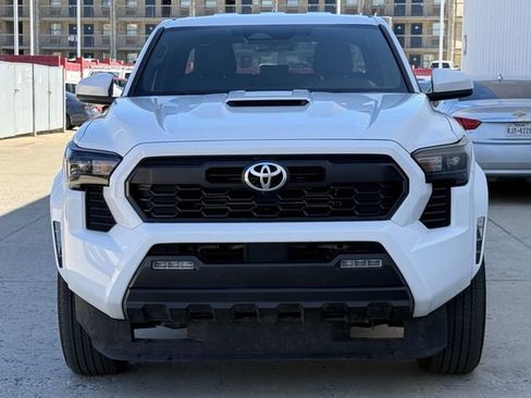 Used 2024 Toyota Tacoma TRD Sport image 6