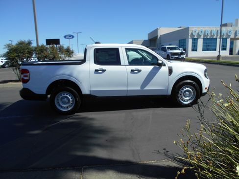 New 2026 Ford Maverick XL AWD/4WD image 6