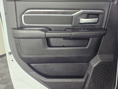 Used 2024 RAM 2500 Big Horn image 36