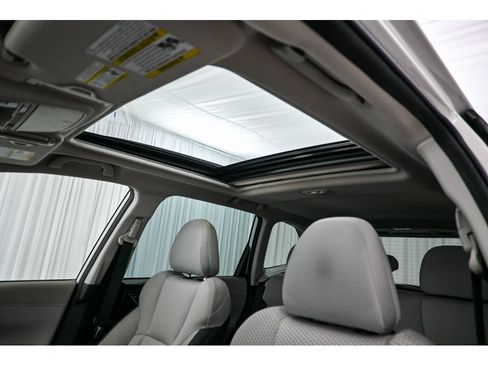 Used 2022 Subaru Forester Premium AWD/4WD image 13