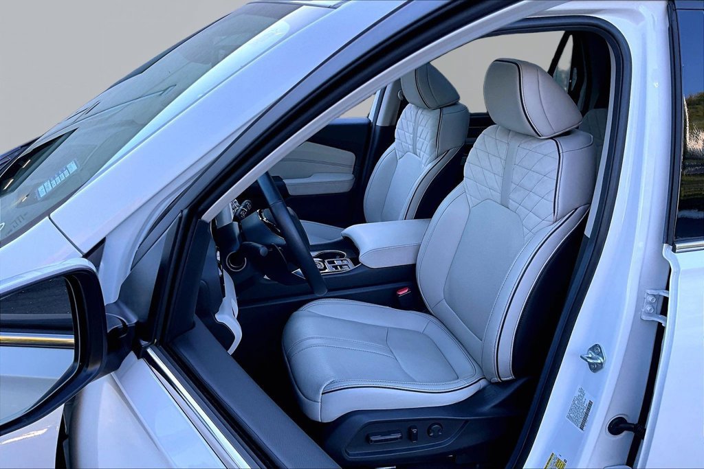 Used 2026 Honda Pilot Elite image 15