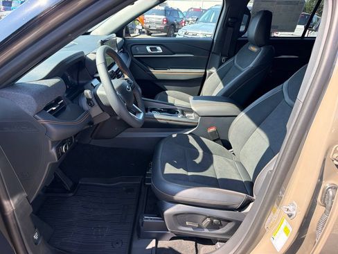 New 2027 Ford Explorer Tremor w/ Tremor Convenience Package AWD/4WD image 15